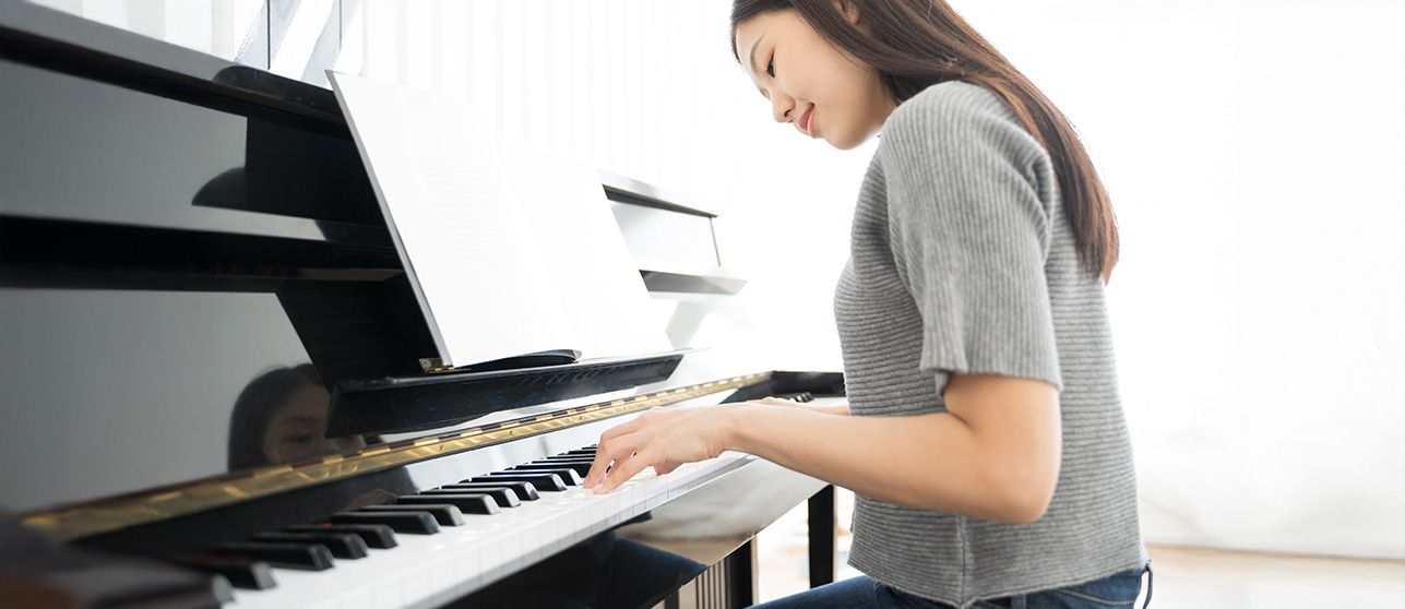 Adult Piano Student